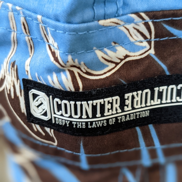 Men's board shorts. 34" waist. - Picture 2 of 10